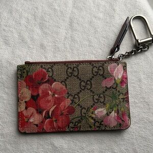 Gucci Blooms Floral Coin Case key case Beige Red GG with key ring - authentic